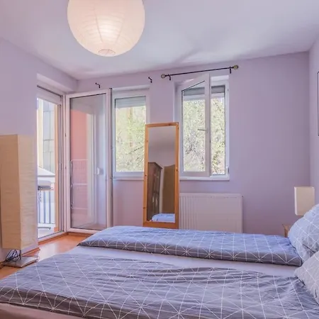 Cosy Pet-friendly Flat W Balcony @ Orczy Garden Apartmán *