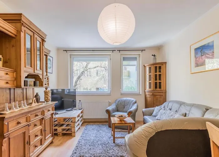 Cosy Pet-friendly Flat W Balcony @ Orczy Garden Budapest