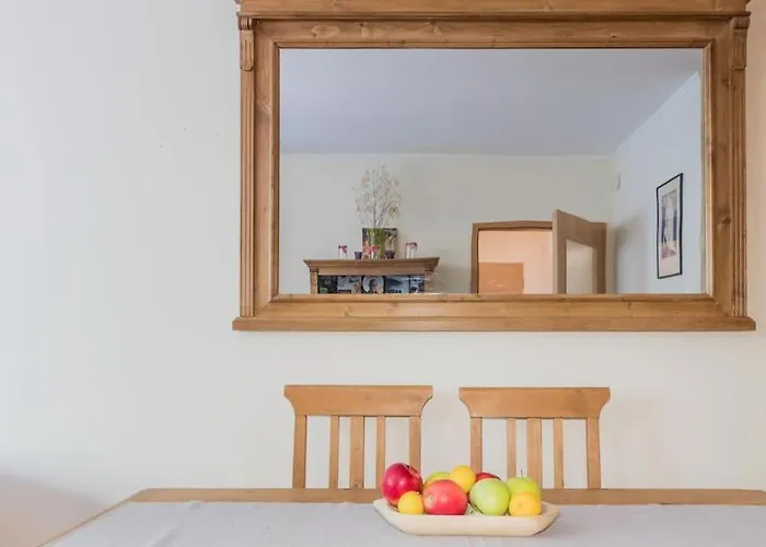 Cosy Pet-friendly Flat W Balcony @ Orczy Garden *